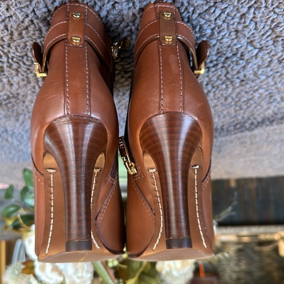 Tory Burch Leather Ankle Boots Sz 8 - Picture 12 of 13